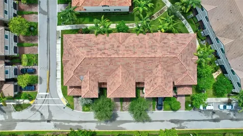 4208 N Dixie Highway Oakland Park FL 33334