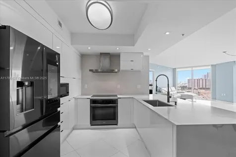 200 Sunny Isle Bl Sunny Isles Beach FL 33160