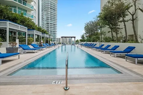 200 Sunny Isle Bl Sunny Isles Beach FL 33160