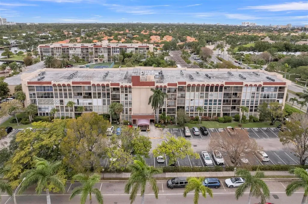 2101 Atlantic Shores Boulevard Hallandale Beach FL 33009