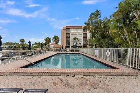 2101 Atlantic Shores Boulevard Hallandale Beach FL 33009