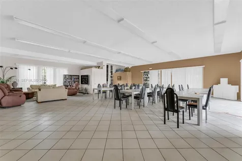 2101 Atlantic Shores Boulevard Hallandale Beach FL 33009