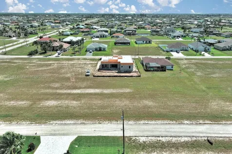 1037 NW 37th Place Cape Coral FL 33993