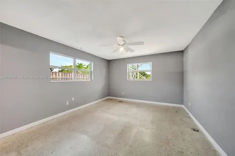 8411 NW 19th Street Pembroke Pines FL 33024