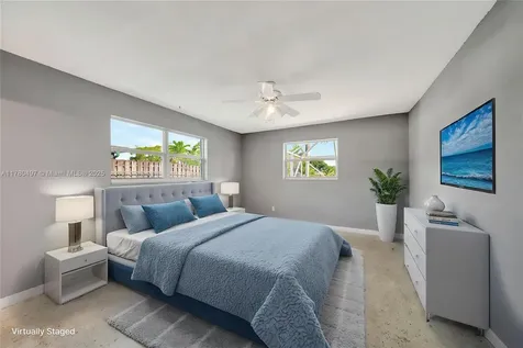 8411 NW 19th Street Pembroke Pines FL 33024