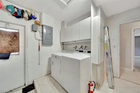 8411 NW 19th Street Pembroke Pines FL 33024