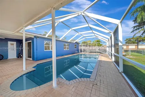 8411 NW 19th Street Pembroke Pines FL 33024