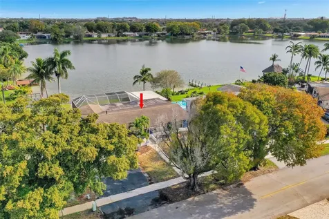 8411 NW 19th Street Pembroke Pines FL 33024