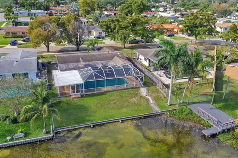 8411 NW 19th Street Pembroke Pines FL 33024
