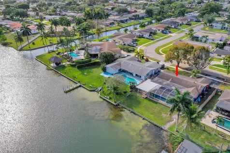 8411 NW 19th Street Pembroke Pines FL 33024