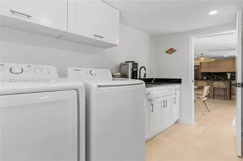 281 NE 48th Terrace Miami FL 33137