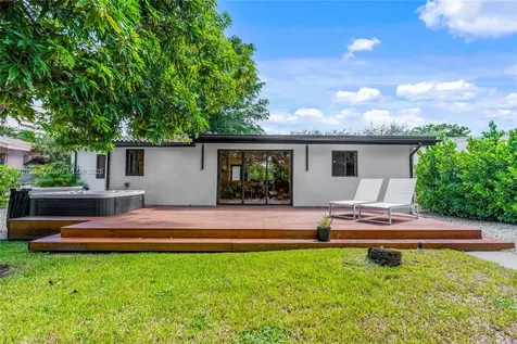 281 NE 48th Terrace Miami FL 33137
