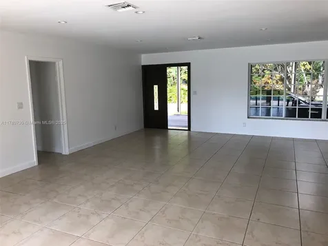 9150 SW 112th Street Miami FL 33176