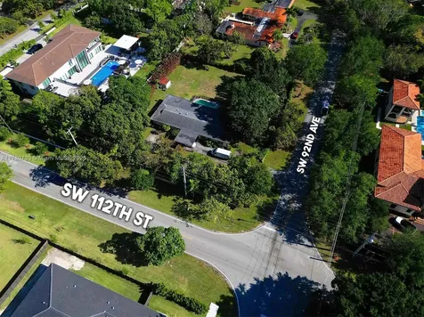 9150 SW 112th Street Miami FL 33176
