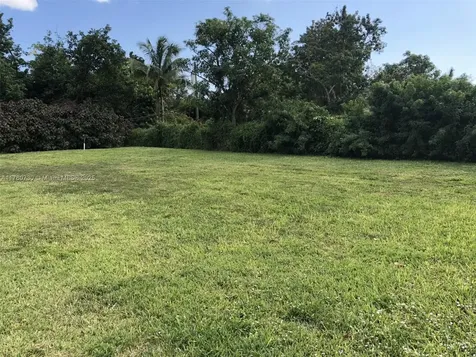 9150 SW 112th Street Miami FL 33176
