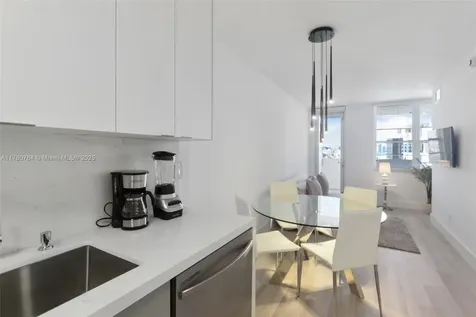 100 Lincoln Road Miami Beach FL 33139