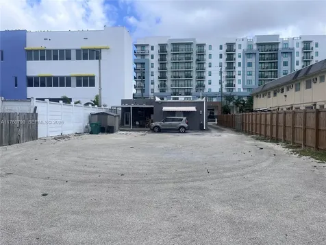 2228 SW 67th Avenue Miami FL 33155