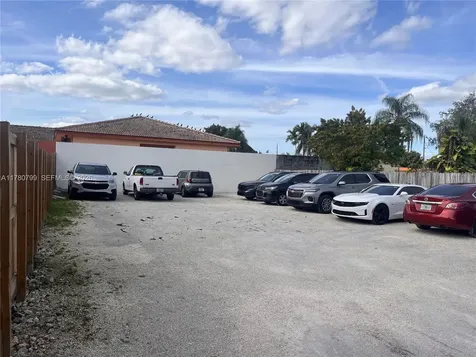 2228 SW 67th Avenue Miami FL 33155