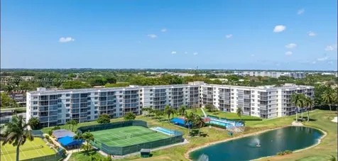 691 S Hollybrook Drive Pembroke Pines FL 33025