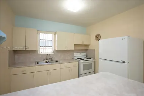 73 E 53rd Terrace Hialeah FL 33013
