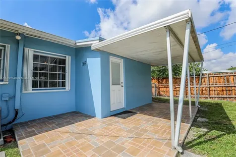73 E 53rd Terrace Hialeah FL 33013