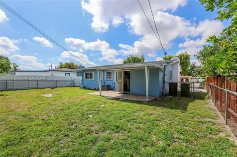 73 E 53rd Terrace Hialeah FL 33013