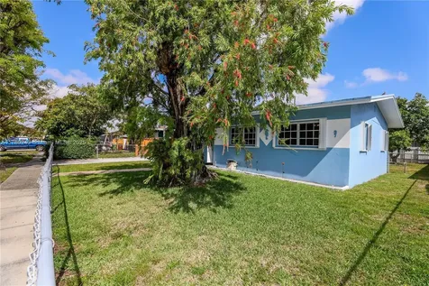 73 E 53rd Terrace Hialeah FL 33013