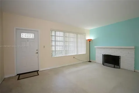 73 E 53rd Terrace Hialeah FL 33013