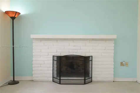 73 E 53rd Terrace Hialeah FL 33013