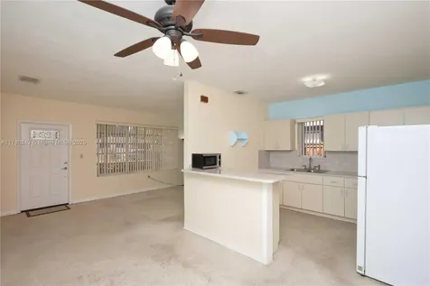73 E 53rd Terrace Hialeah FL 33013