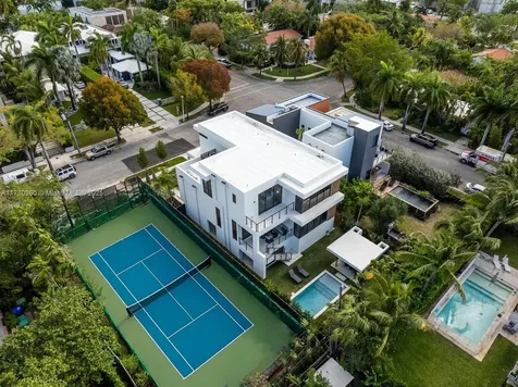 736 NE 77th Street Miami FL 33138