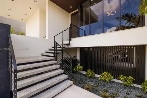 736 NE 77th Street Miami FL 33138