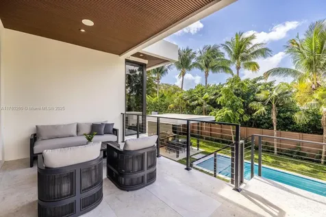 736 NE 77th Street Miami FL 33138
