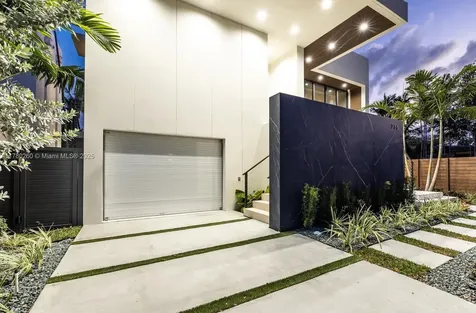 736 NE 77th Street Miami FL 33138