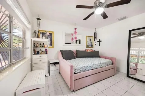 440 SW 80th Avenue Miami FL 33144
