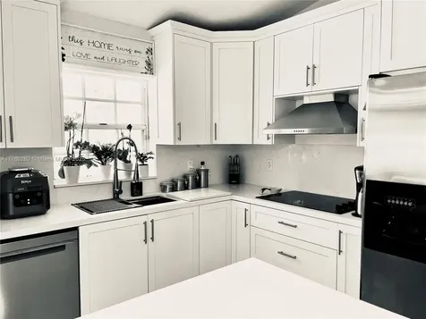 17654 SW 6th Street Pembroke Pines FL 33029