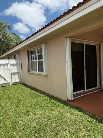 17654 SW 6th Street Pembroke Pines FL 33029