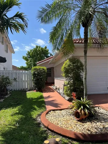17654 SW 6th Street Pembroke Pines FL 33029