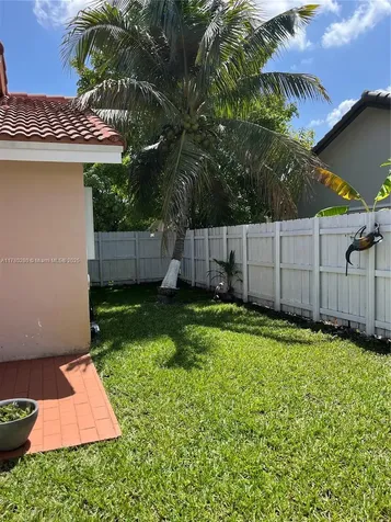 17654 SW 6th Street Pembroke Pines FL 33029