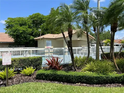 17654 SW 6th Street Pembroke Pines FL 33029