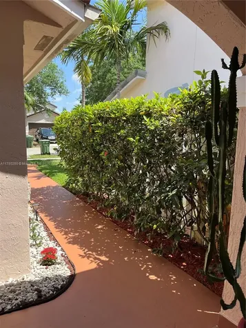 17654 SW 6th Street Pembroke Pines FL 33029