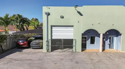 9180 NW 119th Street Hialeah Gardens FL 33018