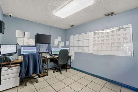 9180 NW 119th Street Hialeah Gardens FL 33018