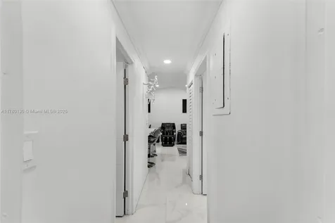 15389 SW 69th Lane Miami FL 33193