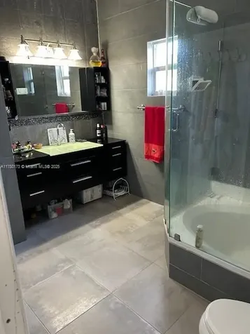 7031 SW 111th Place Miami FL 33173