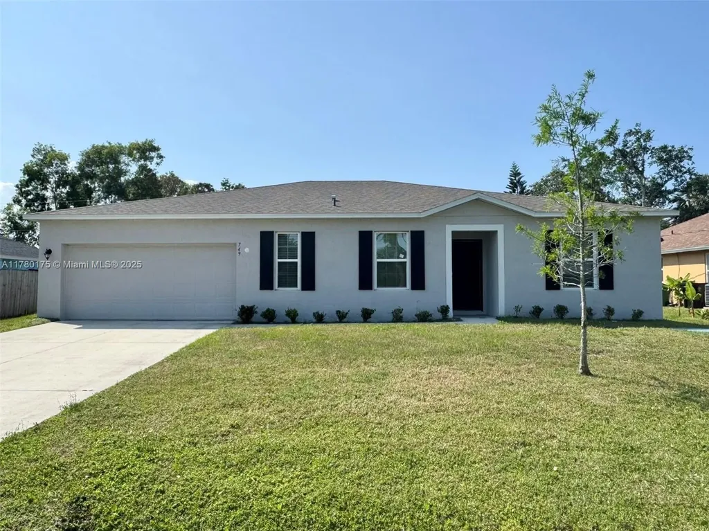 749 SE Karrigan Terrace Port St. Lucie FL 34983