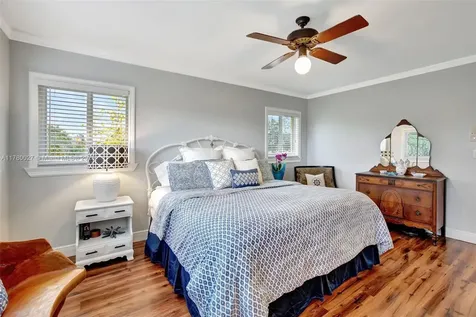 1780 SW 51st Terrace Plantation FL 33317