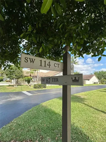11405 SW 87th Terrace Miami FL 33173