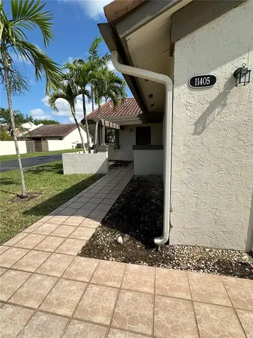 11405 SW 87th Terrace Miami FL 33173