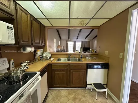 11405 SW 87th Terrace Miami FL 33173
